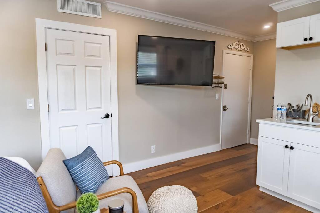 Renovated Downtown Apartment - B West Palm Beach Esterno foto
